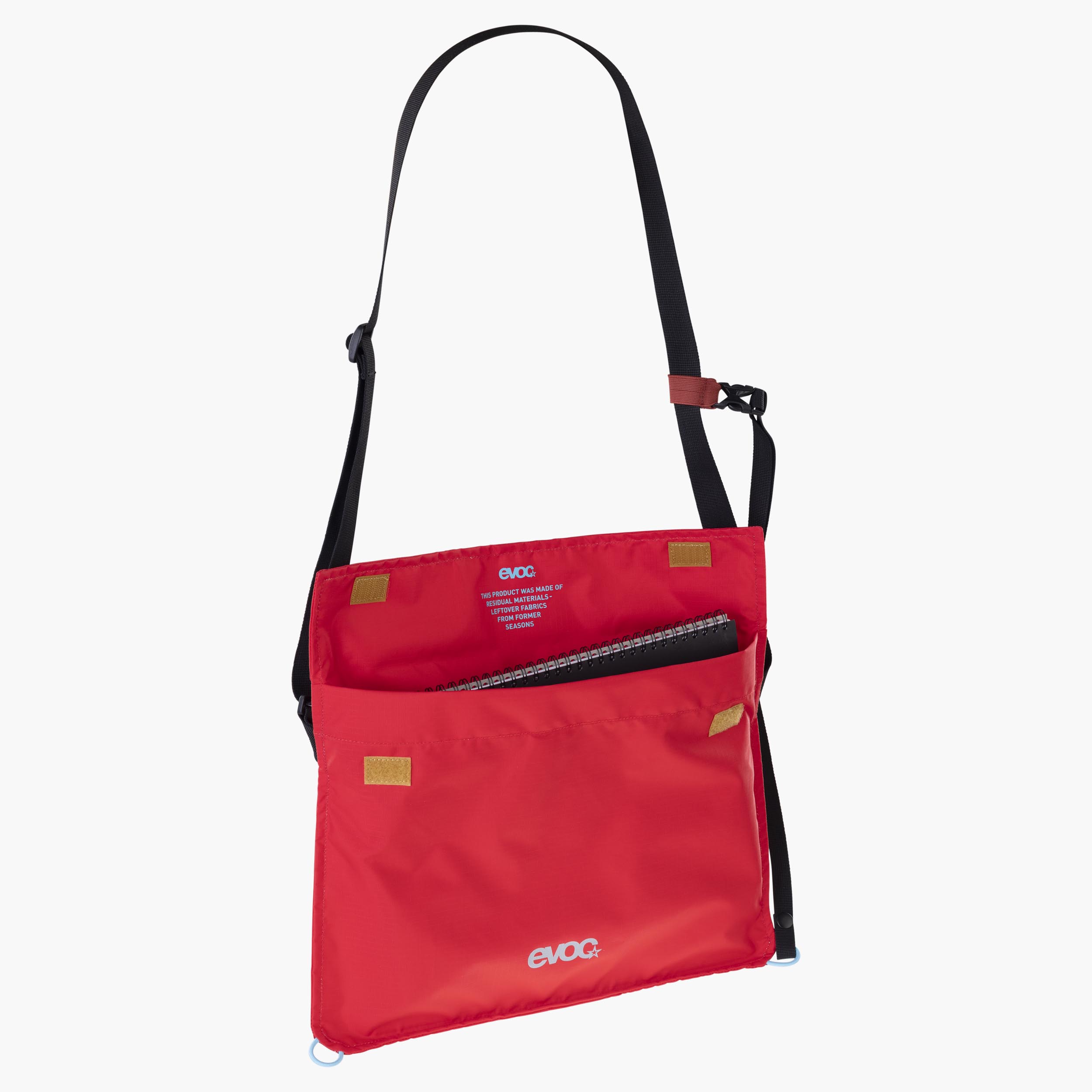 MUSETTE - Leichte, reflektierende Umhängetasche aus Materialien vergangener Kollektionen