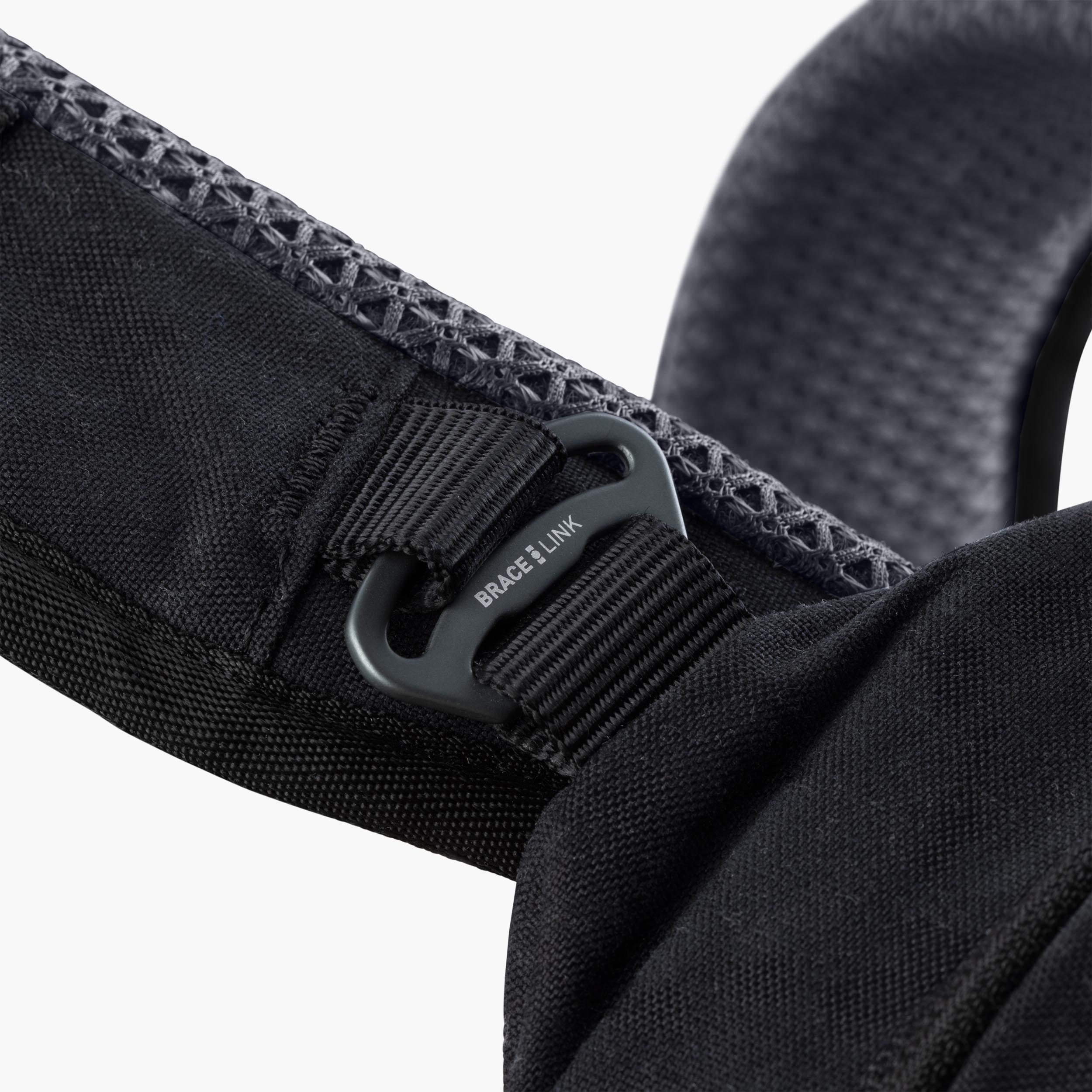 STAGE CAPTURE 16 - System camera backpack for sports and outdoor adventures