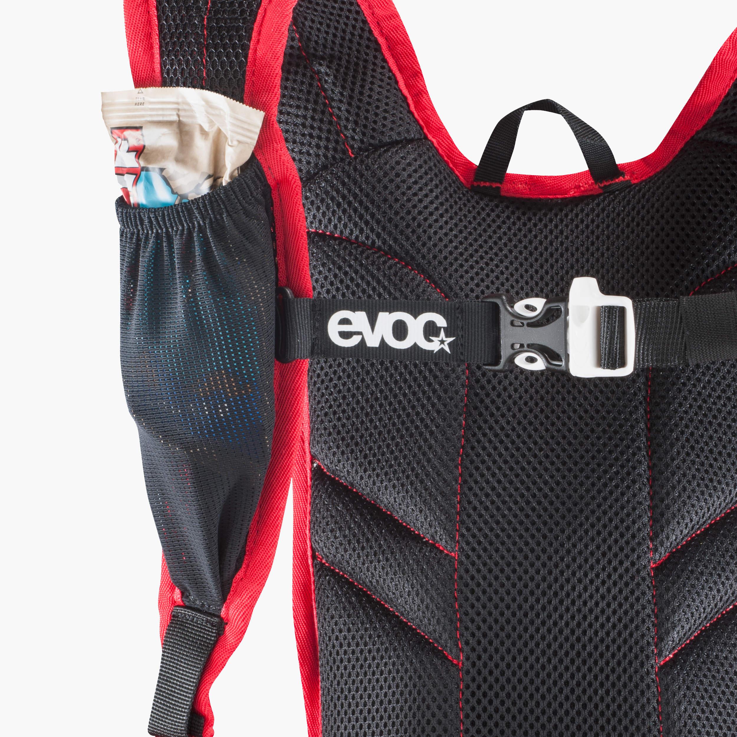 CC 3 RACE + HYDRATION BLADDER 2