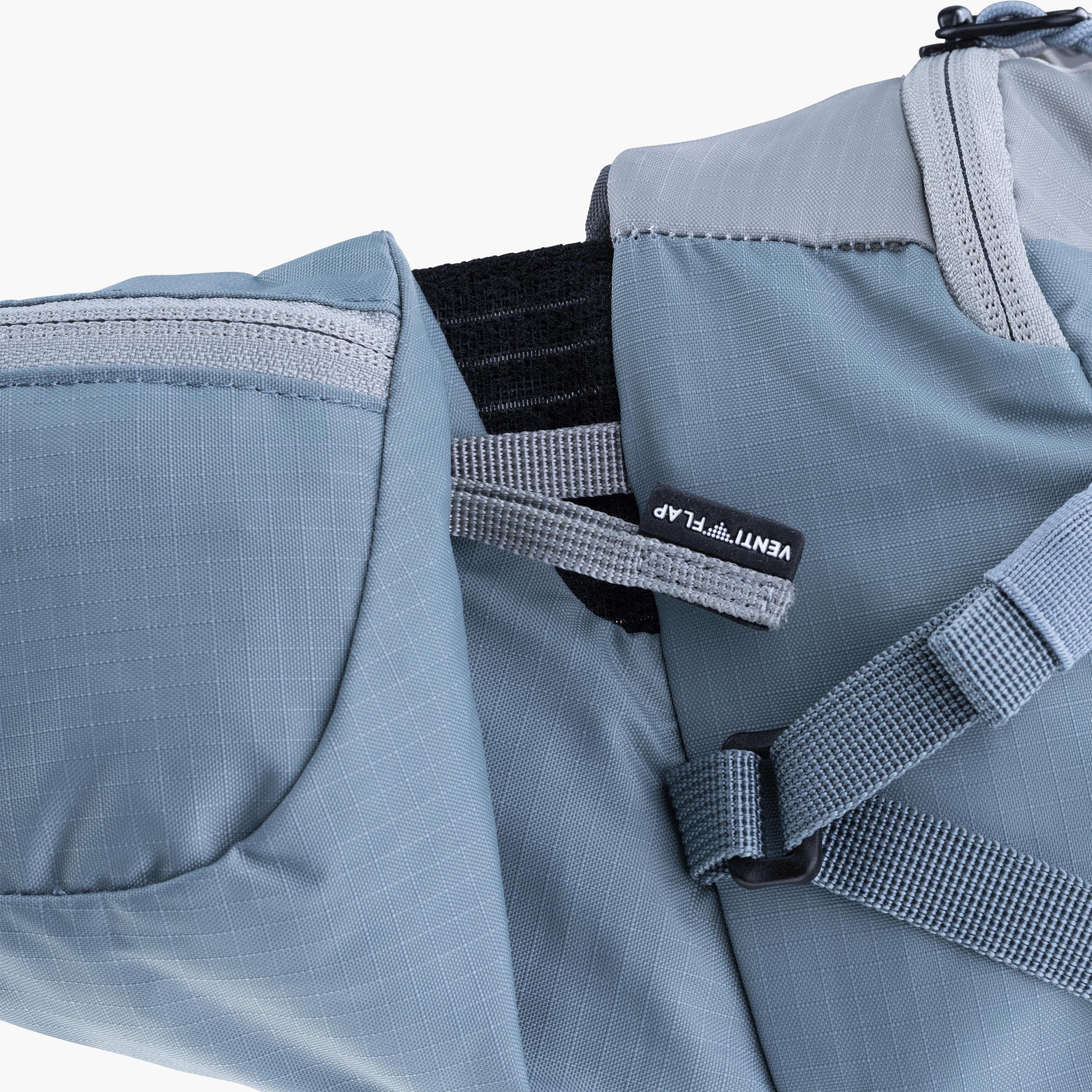 HIP PACK PRO 3 + HYDRATION BLADDER 1,5 - Ventilated high-tech hip bag with secure fit and hydration bladder included